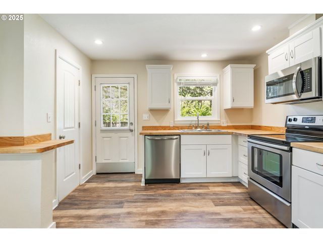 20220 E PETER Pl 3, Sandy, OR 97055