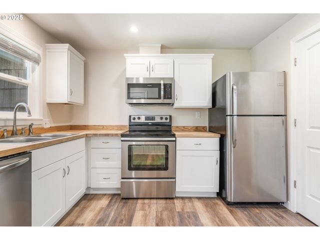 20220 E PETER Pl 3, Sandy, OR 97055