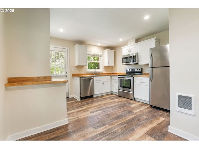 20220 E PETER Pl 3, Sandy, OR 97055