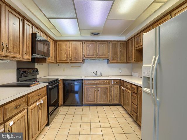 116 CONODOGUINET AVE, Camp Hill, PA 17011