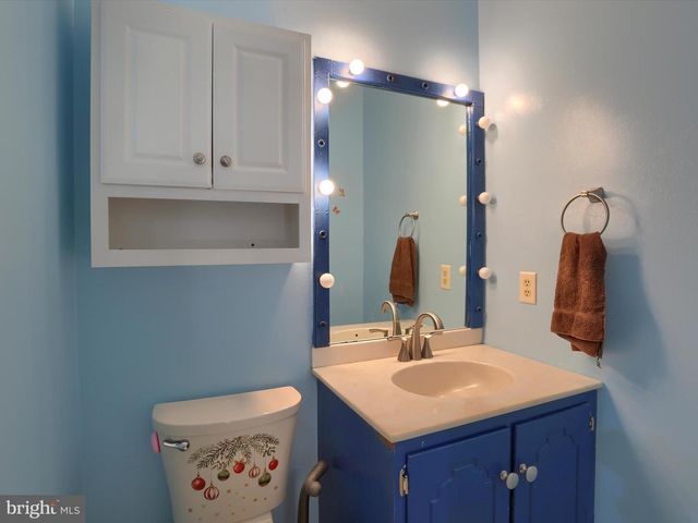 116 CONODOGUINET AVE, Camp Hill, PA 17011