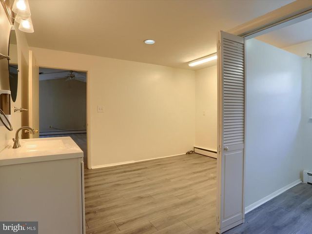 116 CONODOGUINET AVE, Camp Hill, PA 17011