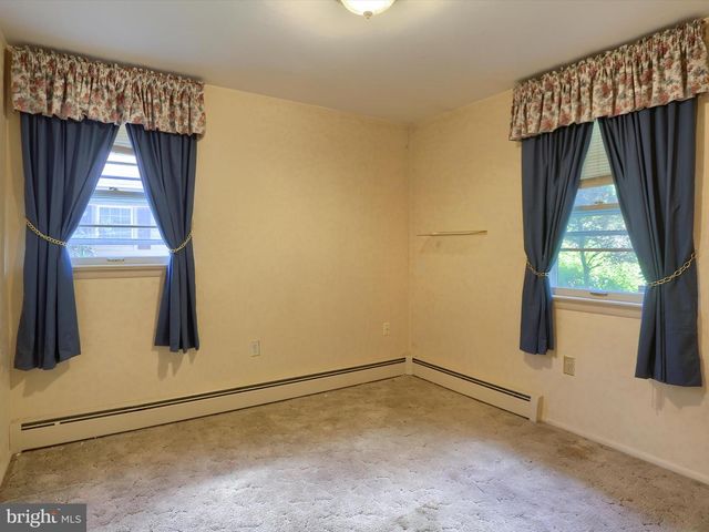 116 CONODOGUINET AVE, Camp Hill, PA 17011