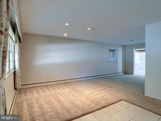 116 CONODOGUINET AVE, Camp Hill, PA 17011