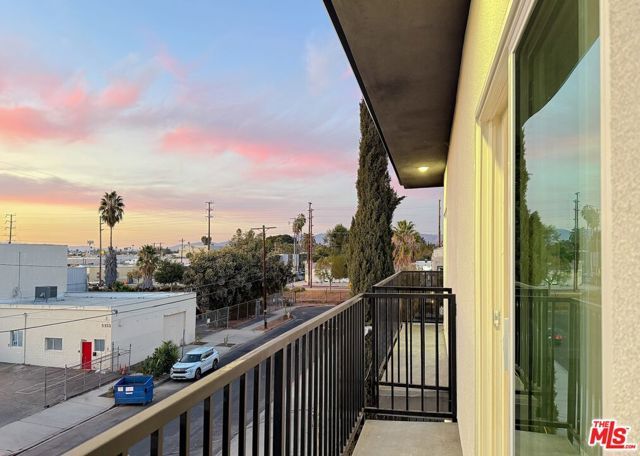 5340 Denny Avenue, North Hollywood (los Angeles), CA 91601