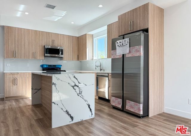 5340 Denny Avenue, North Hollywood (los Angeles), CA 91601