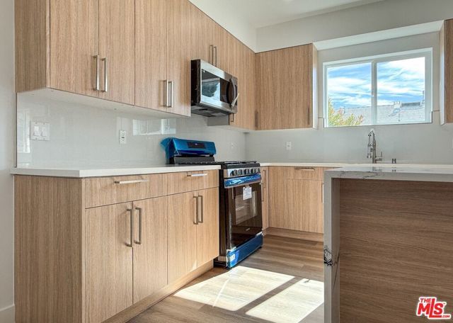 5340 Denny Avenue, North Hollywood (los Angeles), CA 91601