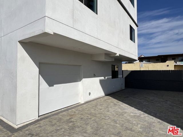 5340 Denny Avenue, North Hollywood (los Angeles), CA 91601