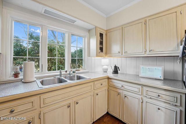 6707 Stone Mill Drive, Knoxville, TN 37919