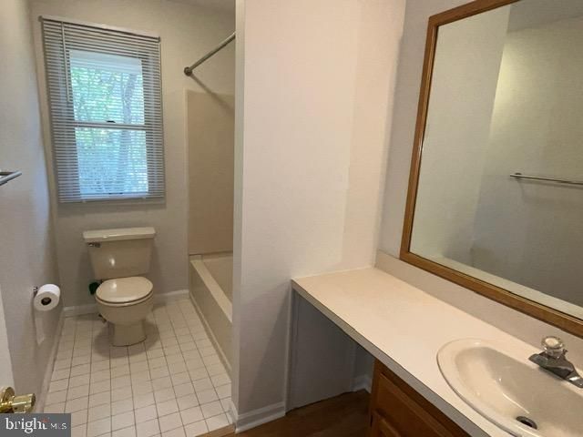 406 WILLIAMSBURG CT, Marlton, NJ 08053
