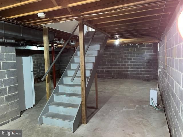 406 WILLIAMSBURG CT, Marlton, NJ 08053