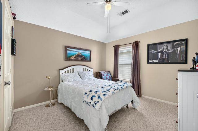 7023 Kemper Dr, Pasadena, TX 77505