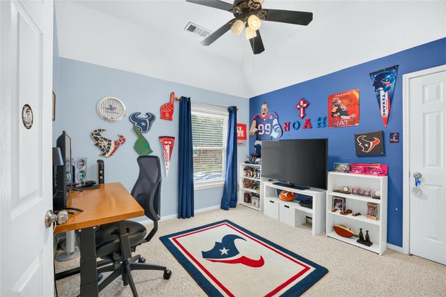 7023 Kemper Dr, Pasadena, TX 77505