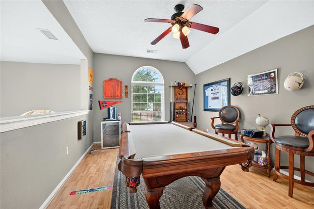 7023 Kemper Dr, Pasadena, TX 77505