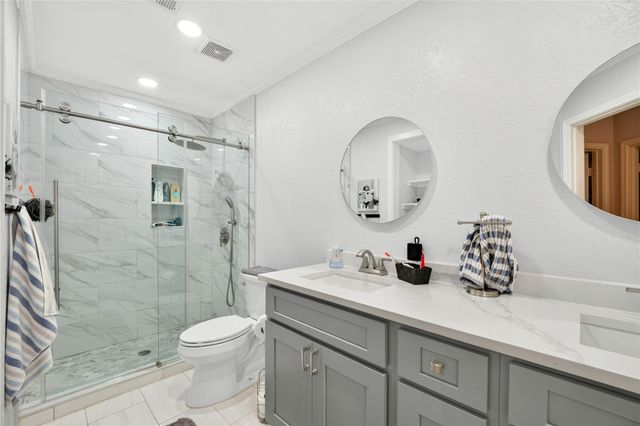 7023 Kemper Dr, Pasadena, TX 77505