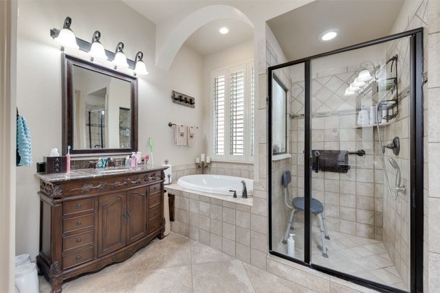5056 Empire Way, Irving, TX 75038