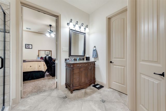 5056 Empire Way, Irving, TX 75038
