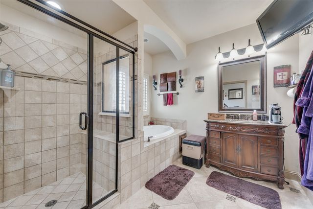 5056 Empire Way, Irving, TX 75038