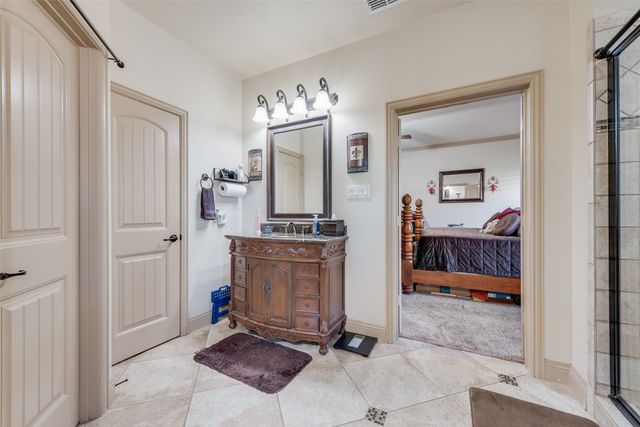 5056 Empire Way, Irving, TX 75038