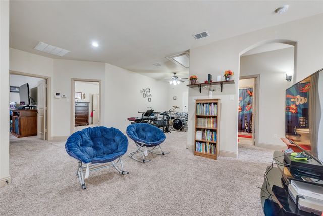 5056 Empire Way, Irving, TX 75038
