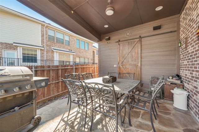 5056 Empire Way, Irving, TX 75038