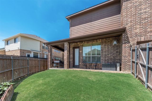 5056 Empire Way, Irving, TX 75038