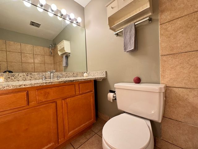 5900 OAKWOOD Drive 4J, Lisle, IL 60532
