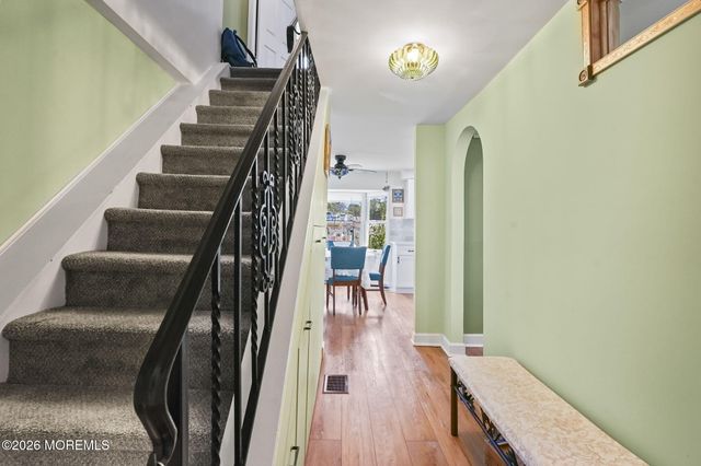 18 Oak Landing Road, Lumberton, NJ 08048
