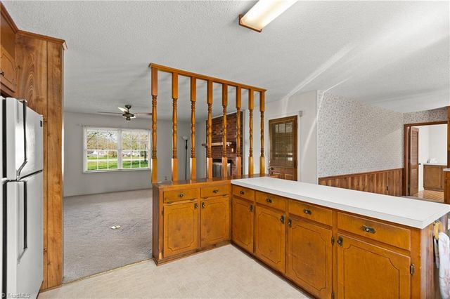 720 Sedge Garden Road, Kernersville, NC 27284