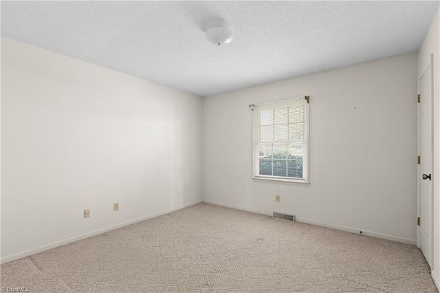 720 Sedge Garden Road, Kernersville, NC 27284