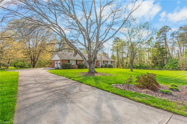 720 Sedge Garden Road, Kernersville, NC 27284