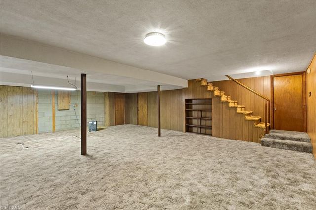 720 Sedge Garden Road, Kernersville, NC 27284