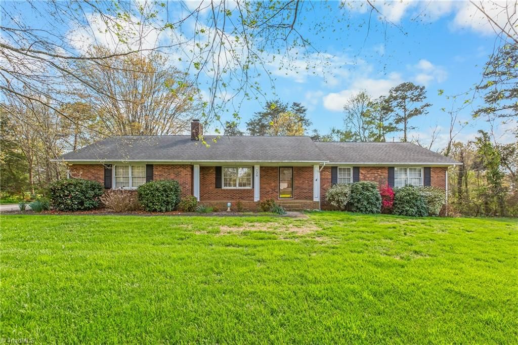 720 Sedge Garden Road, Kernersville, NC 27284