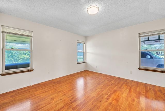116 George Court, Springtown, TX 76082