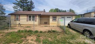 60 Mingus Street, Canton, NC 28716