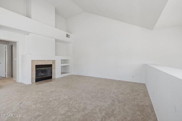 4240 Lost Hills Road 206, Agoura Hills, CA 91301