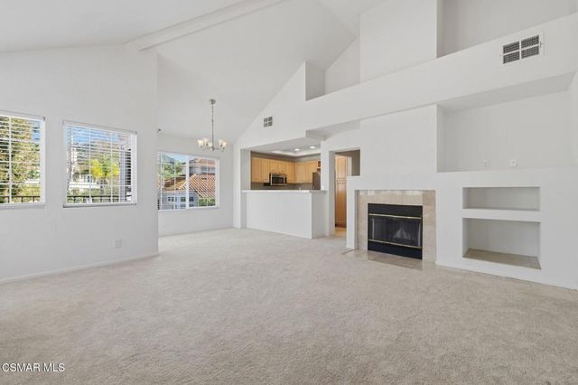 4240 Lost Hills Road 206, Agoura Hills, CA 91301