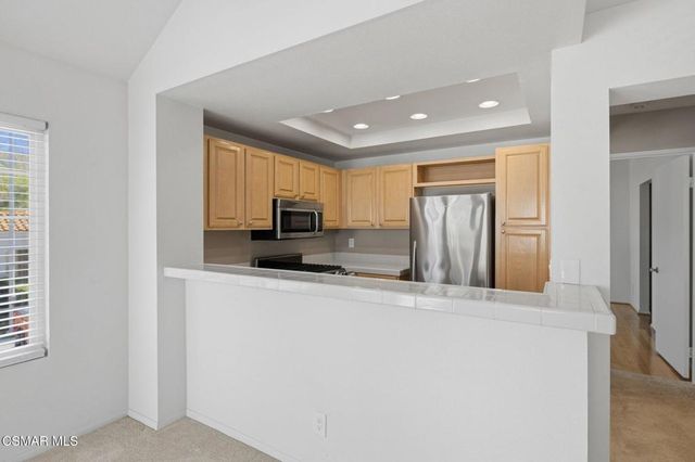 4240 Lost Hills Road 206, Agoura Hills, CA 91301