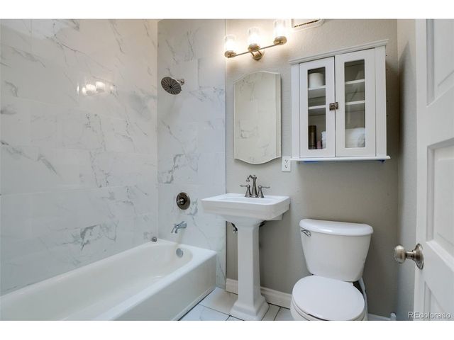 2211 Hooker St, Denver, CO 80211