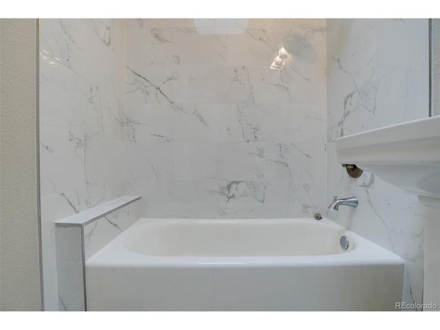 2211 Hooker St, Denver, CO 80211