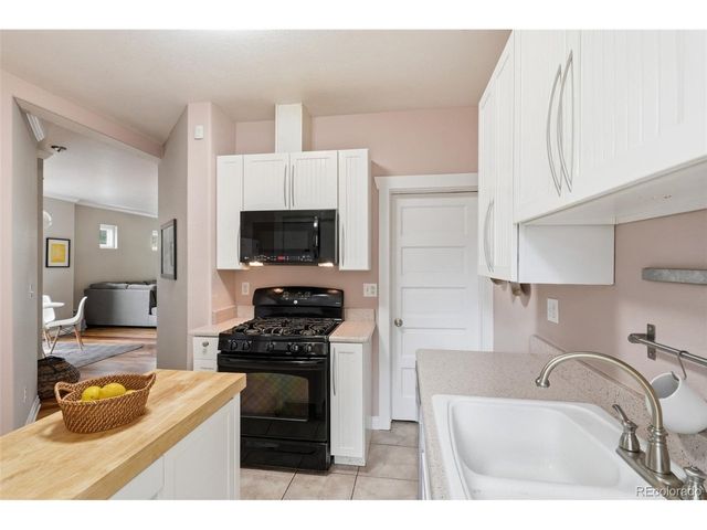 2211 Hooker St, Denver, CO 80211