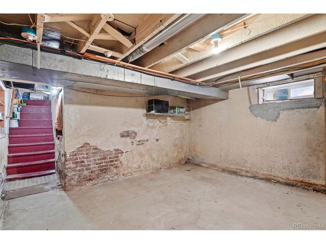 2211 Hooker St, Denver, CO 80211