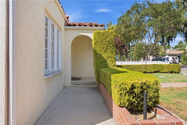 7741 Friends Avenue, Whittier, CA 90602