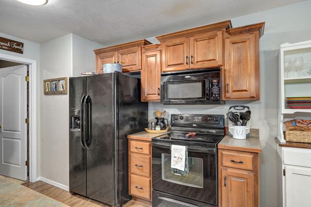 3611 S Linden Avenue, Springfield, MO 65804