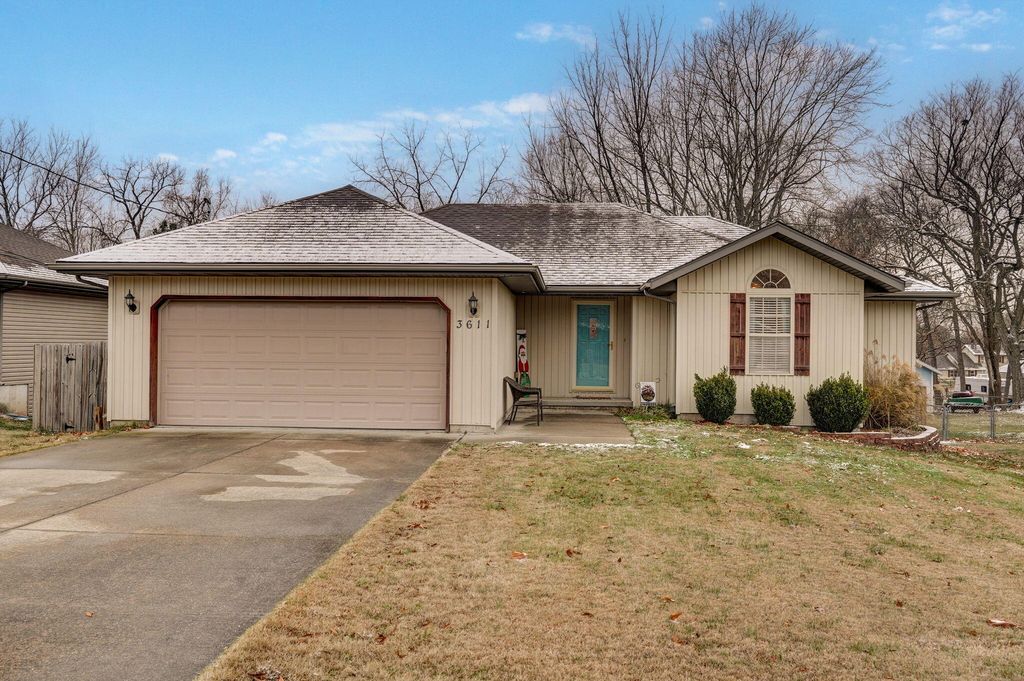 3611 S Linden Avenue, Springfield, MO 65804