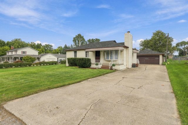 45584 N Branch Drive, Macomb Twp, MI 48042