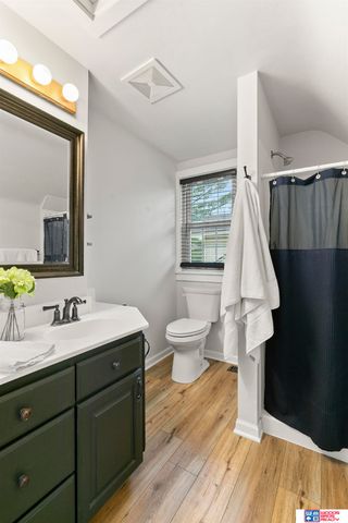 2127 Lake Street, Lincoln, NE 68502