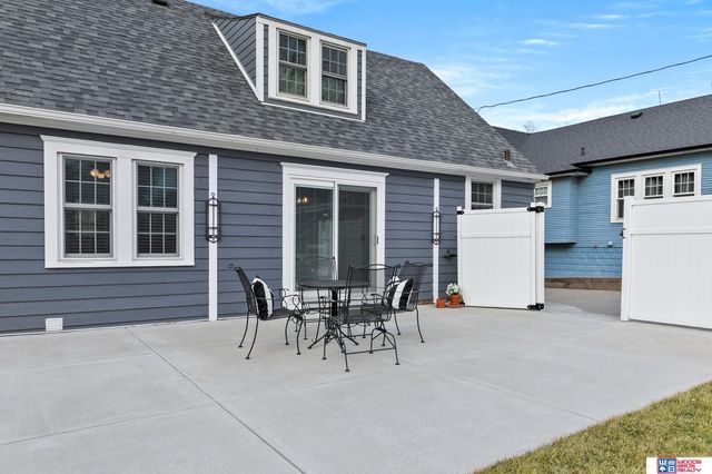 2127 Lake Street, Lincoln, NE 68502