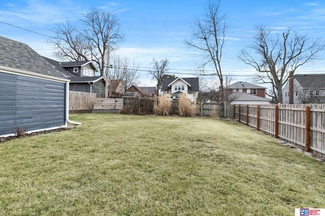 2127 Lake Street, Lincoln, NE 68502