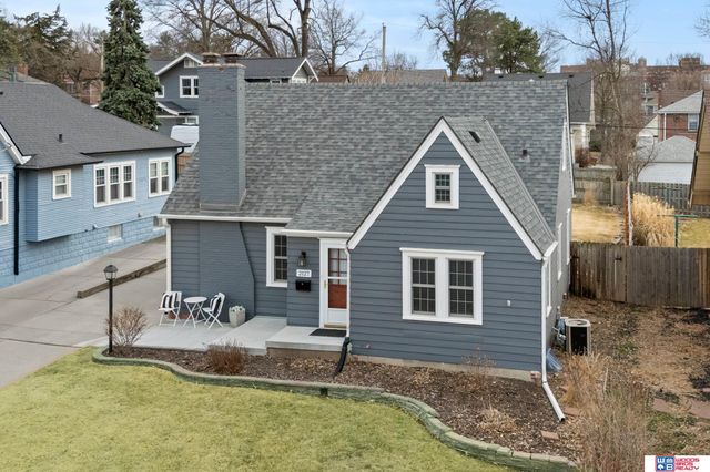 2127 Lake Street, Lincoln, NE 68502